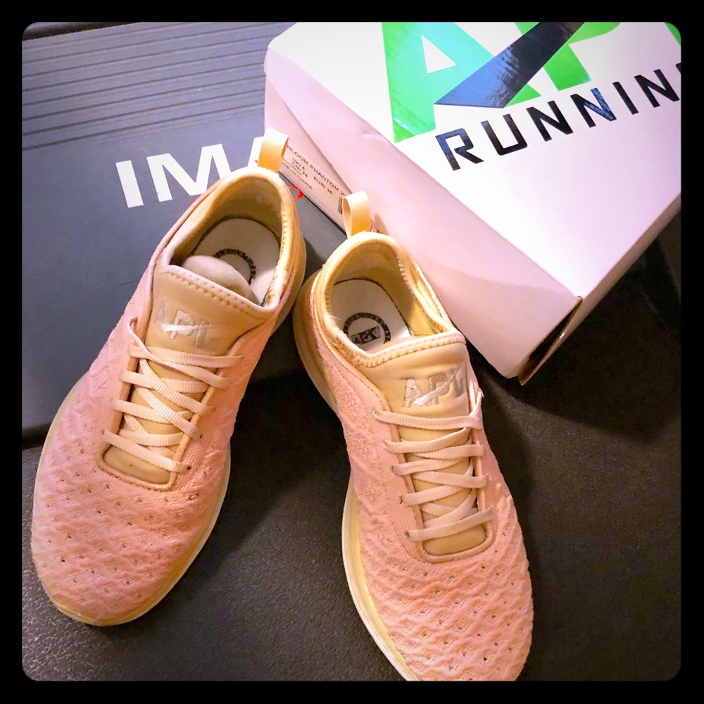 Lululemon APL Techloom Phantom Shoes
